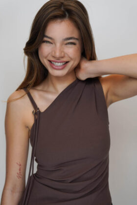 Eva R S023 Eva R. – The Model Booker
